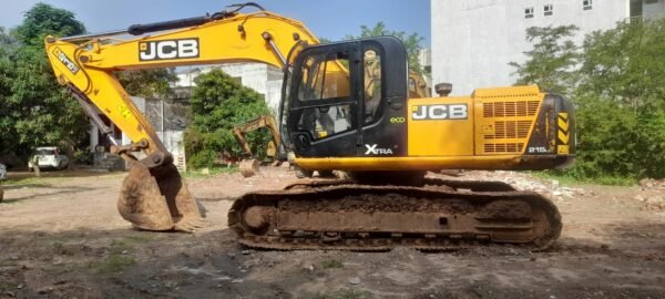 JCB 215 Excavator - Image 9