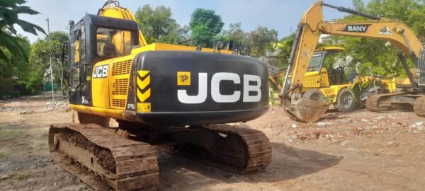 JCB 215 Excavator - Image 10