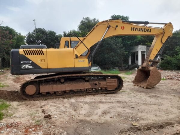 Hyundai 215 Excavator