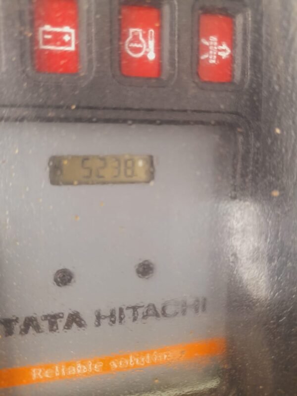 TATA 210 Excavator - Image 4