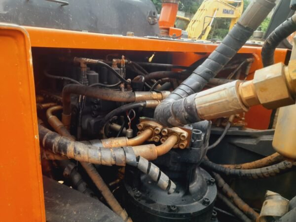 TATA 210 Excavator - Image 8