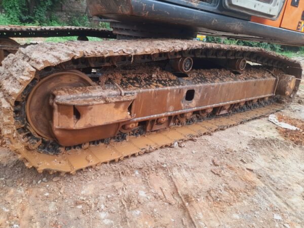 TATA 210 Excavator - Image 21