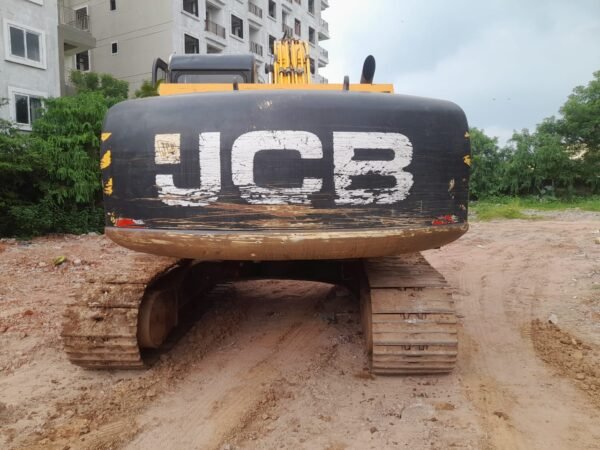JCB JS215 Excavator - Image 2