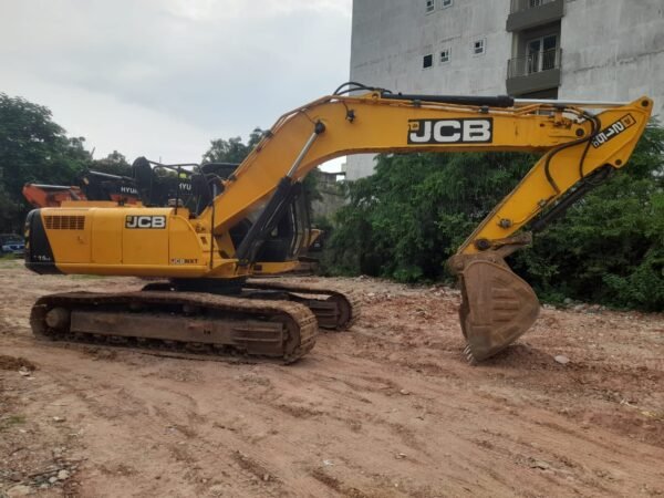 JCB JS215 Excavator - Image 9