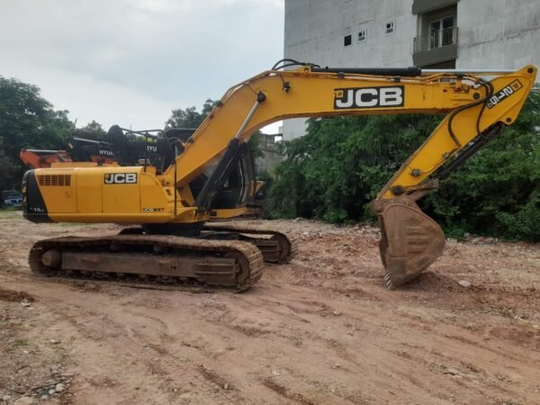 JCB JS215 Excavator - Image 13