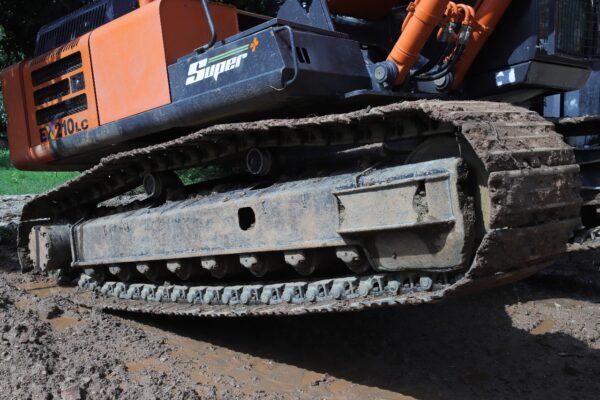 TATA Super 210 Excavator - Image 3