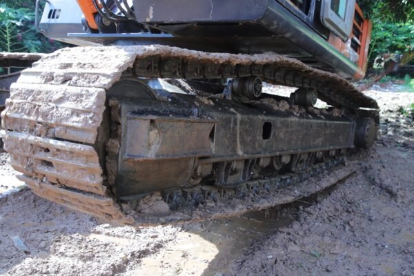 TATA Super 210 Excavator - Image 11