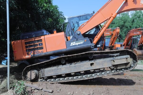 TATA Super 210 Excavator - Image 13