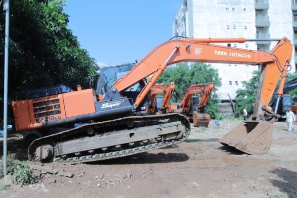 TATA Super 210 Excavator - Image 31