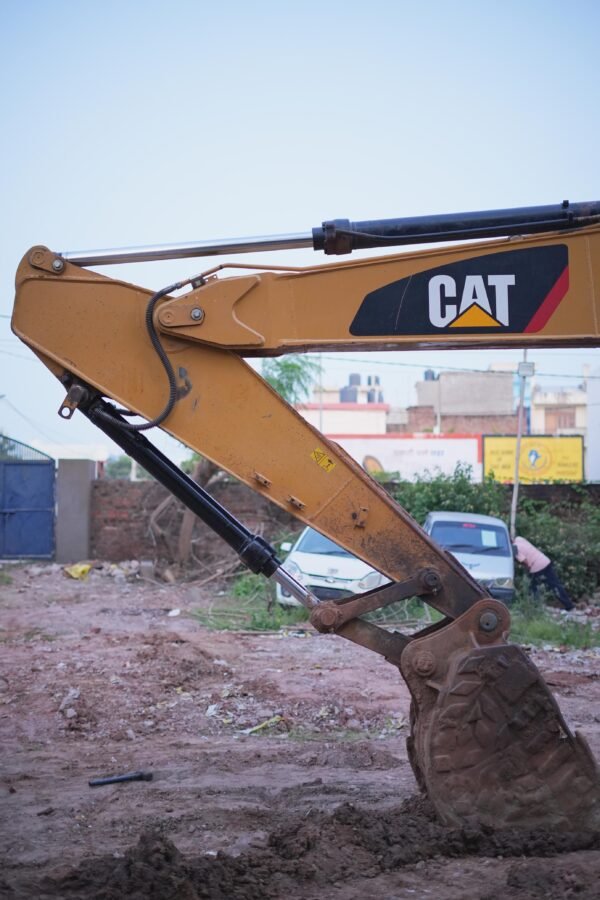 TATA SUPER EX 200 - Image 5