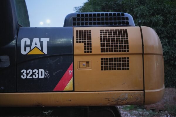 TATA SUPER EX 200 - Image 18