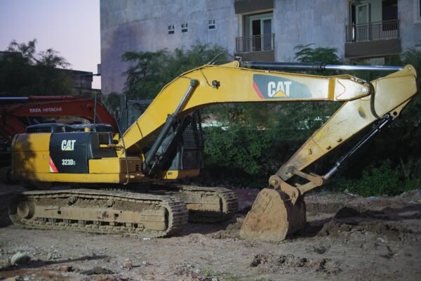 CAT 323 DT Excavator - Image 23