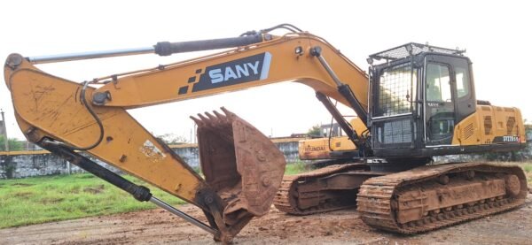 Sany 220 Excavator - Image 11
