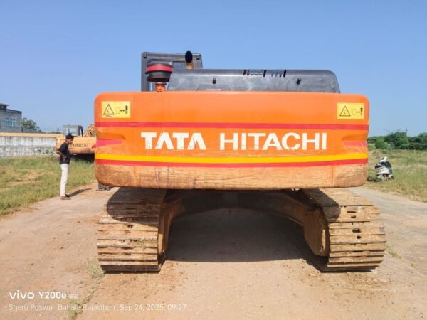 TATA SUPER EX 210 - Image 7