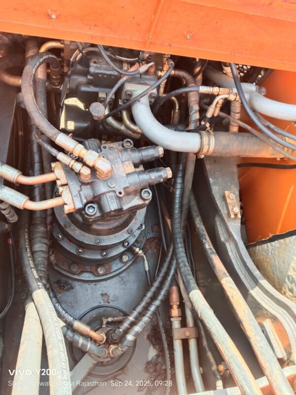 TATA SUPER EX 210 - Image 10