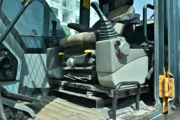 Hyundai R215 L - Image 3